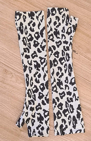 Vintage Ivory Leopard