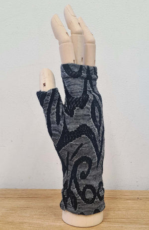 Mittens/Fingerless Gloves