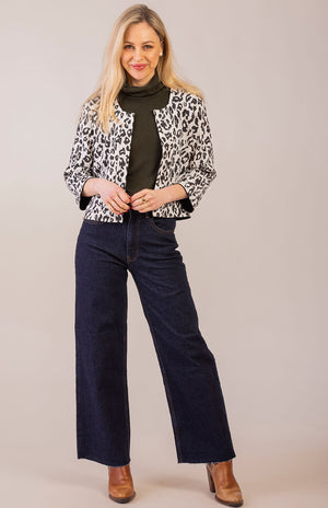 Black & Ivory Leopard