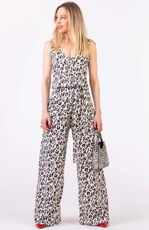 Vintage Ivory Leopard