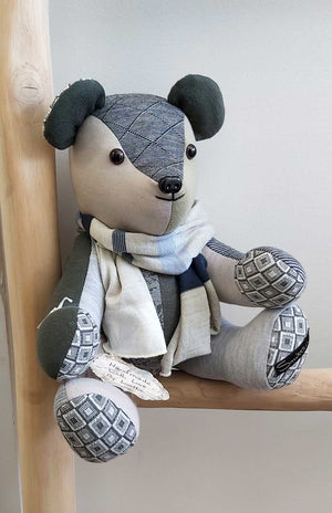 Bear - Olive & Ivory