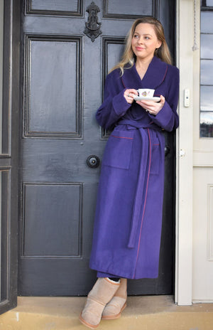 Black Signature Cashmere Wool Dressing Gown (S-M)