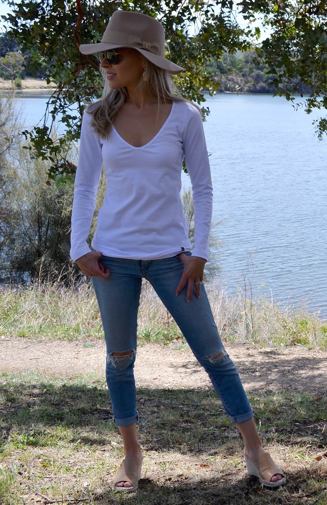 Crisp White Women&#39;s Organic Cotton Long Sleeve Top with V Neckline
