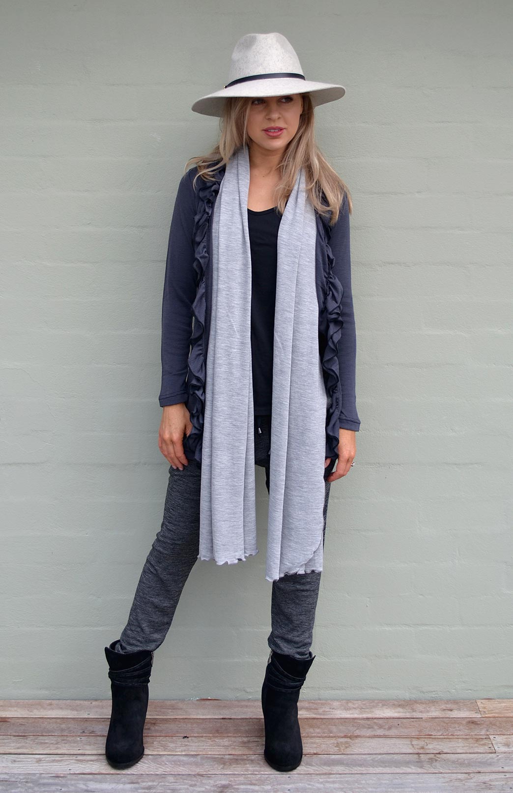 Ivory & Grey Marl Pinstripe Women&#39;s Merino Wool Luxury Scarf
