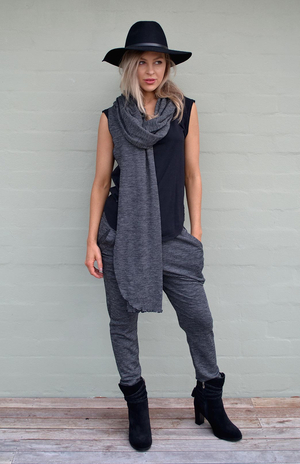 Black Pinstripe Women&#39;s Merino Wool Luxury Scarf
