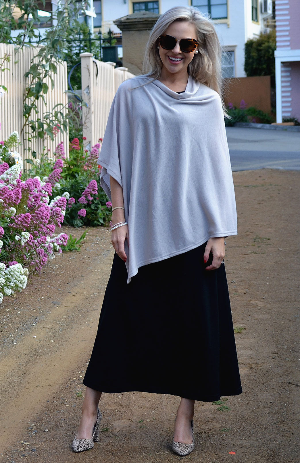 Stone Women's Merino Wool Plain Poncho