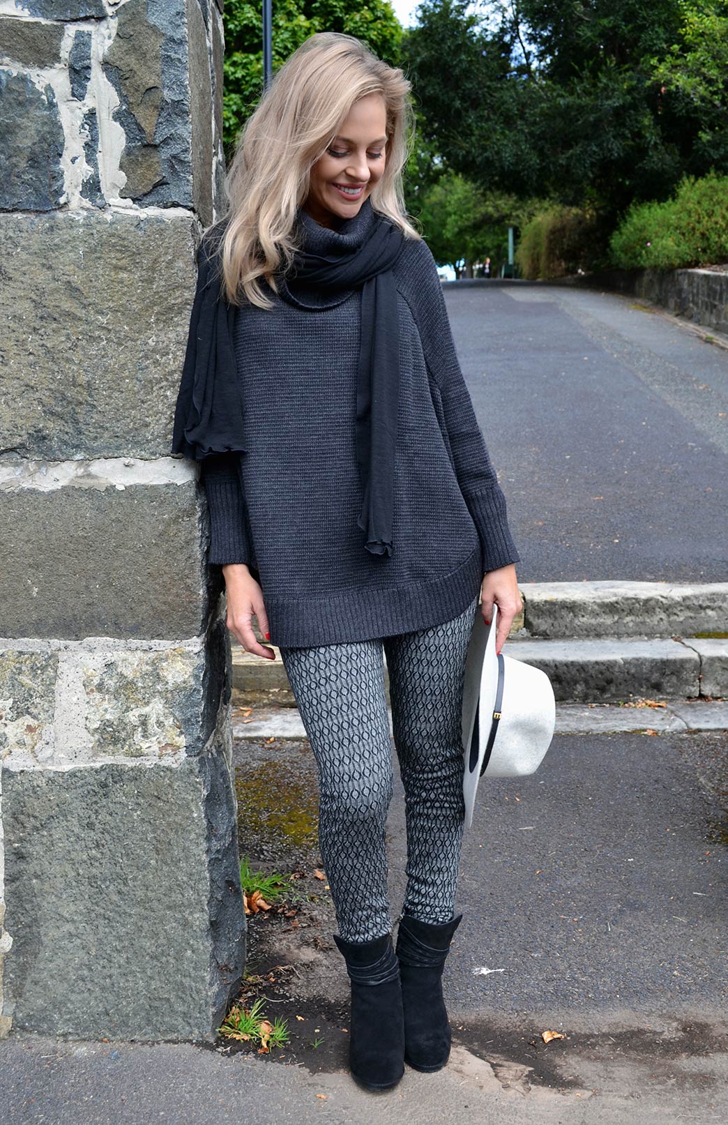 Classic Knitted Cowl Neck Poncho with Sleeves Women's Merino Wool Chunky Knit Poncho with Sleeves