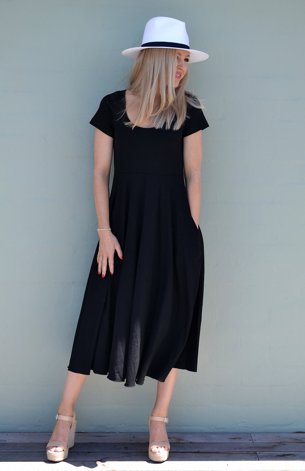 Black Women's Merino Wool Short Sleeve Dress