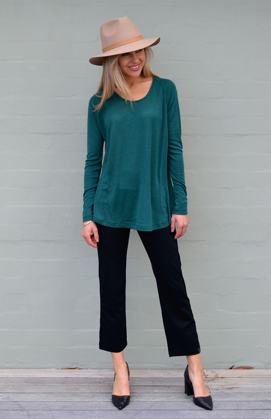Emerald Green Women's Merino Wool Long Sleeve Top with Raglan Sleeves