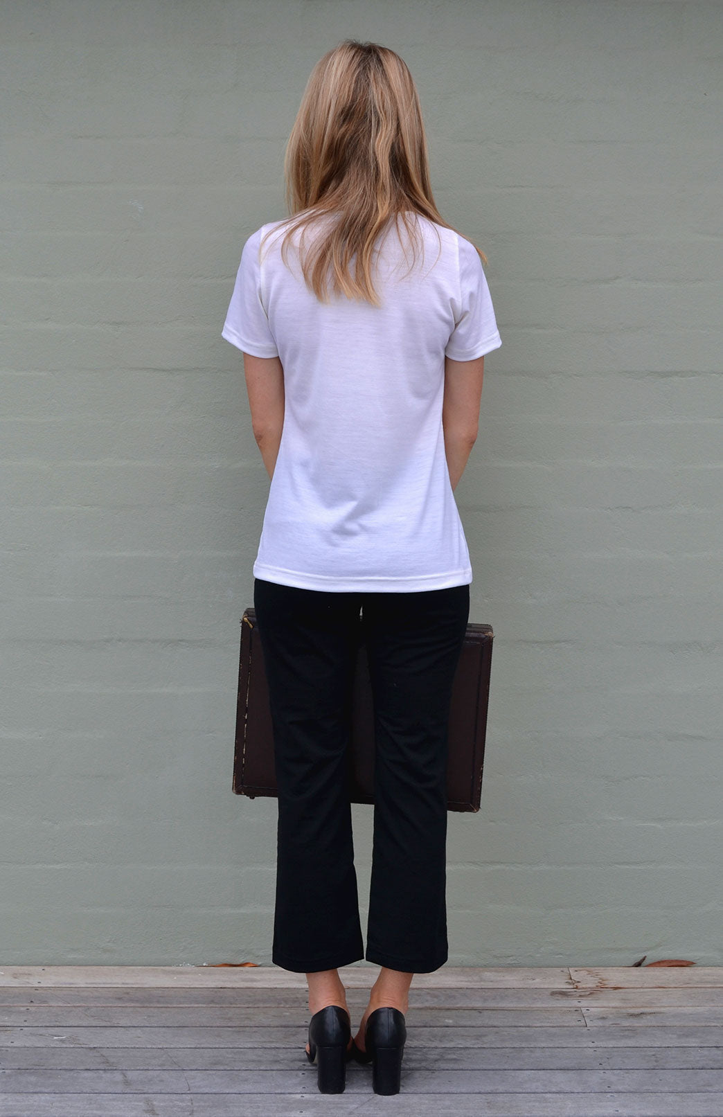 Ivory Women's Merino Wool Short Sleeve Round Neck T-Shirt Top