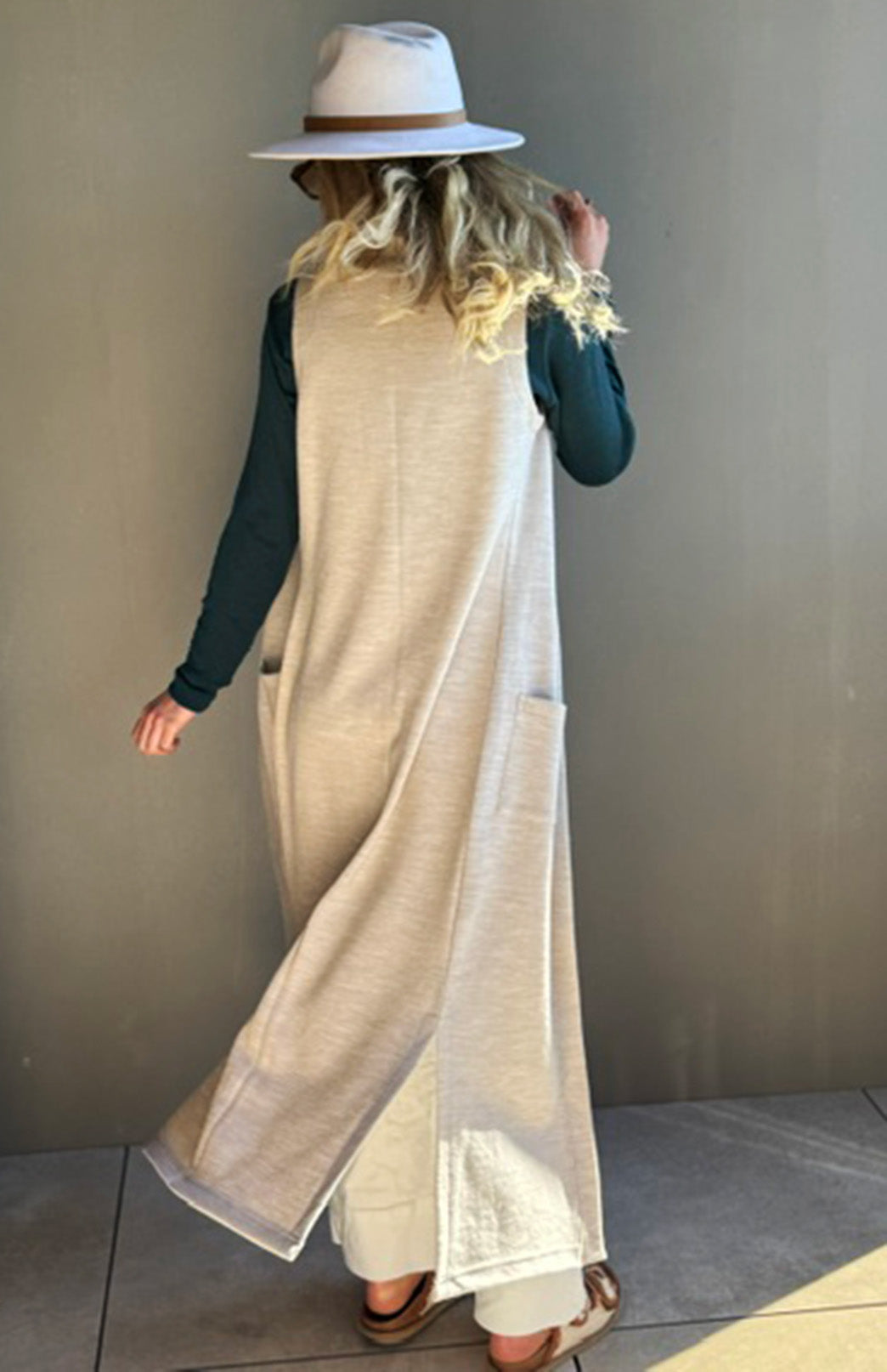 Oatmeal Marl Women's Slimline Long Cardigan with side pockets
