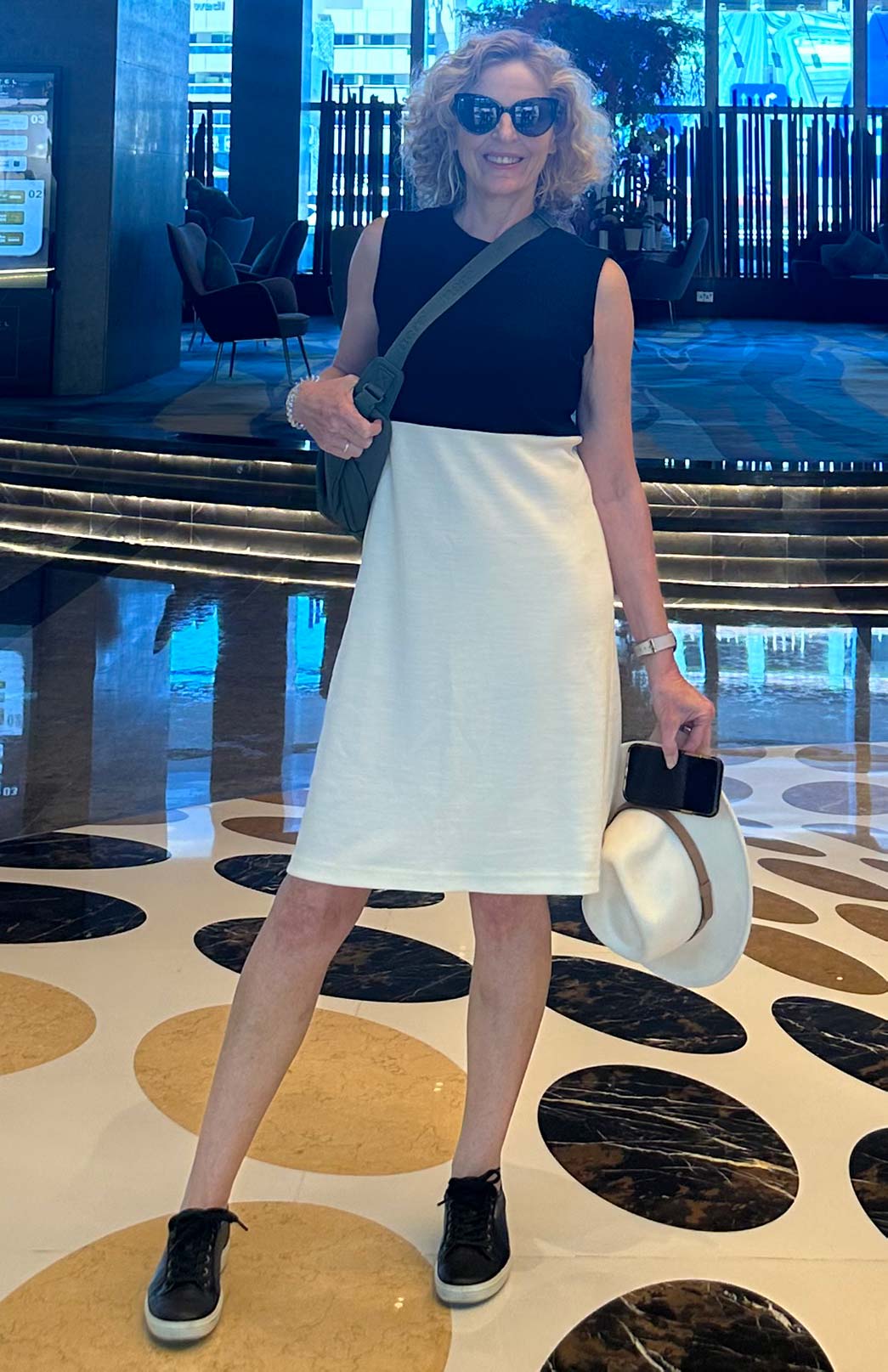 French Navy Blue Women&#39;s Merino Wool Sleeveless Straight Dress
