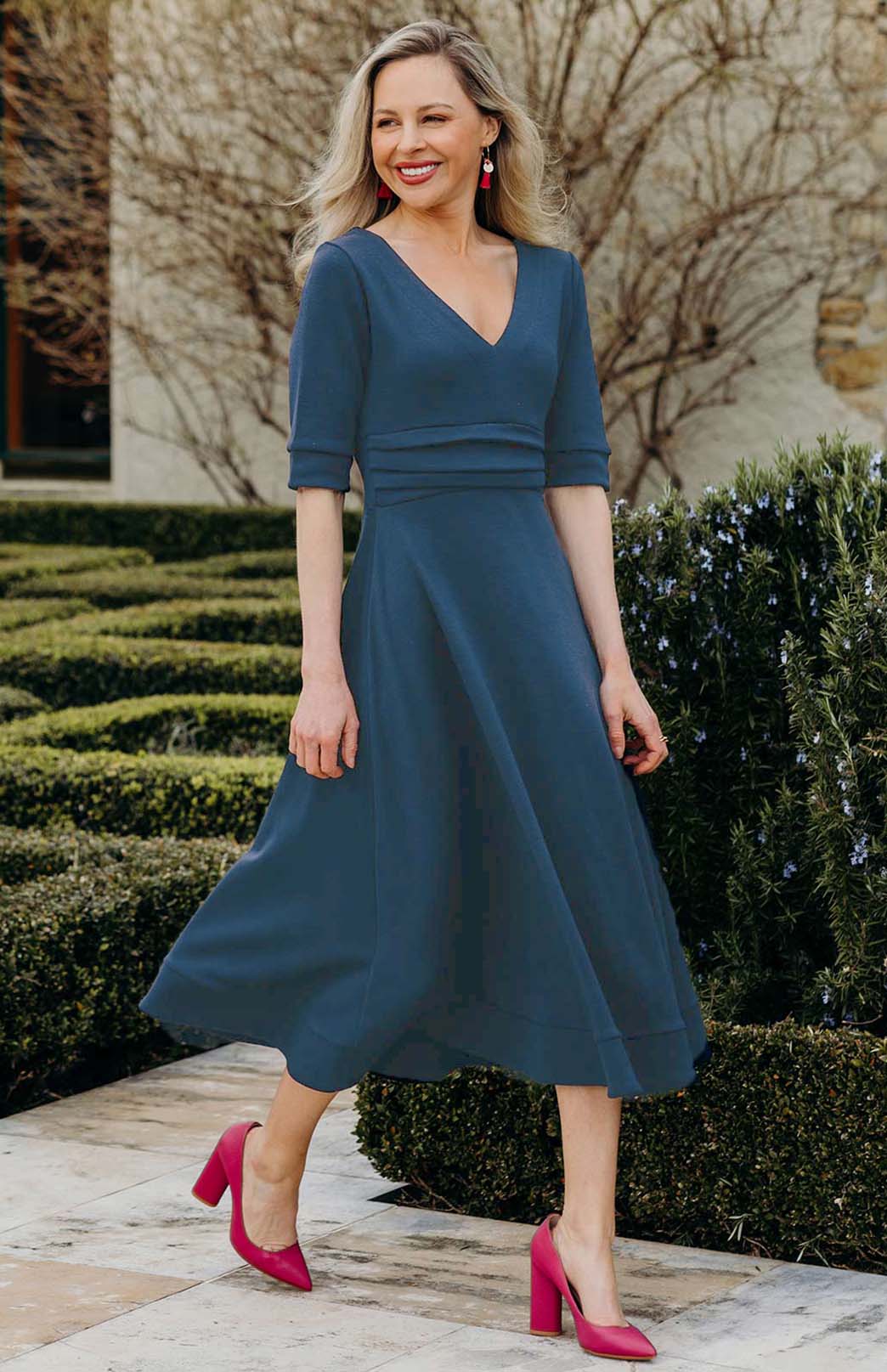 Aubergine Purple Women&#39;s Merino Wool V-Neck Classic Dress
