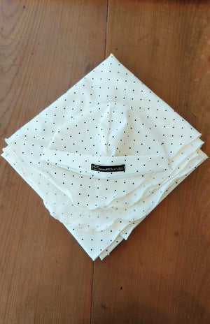 Vintage Ivory & Black Spot