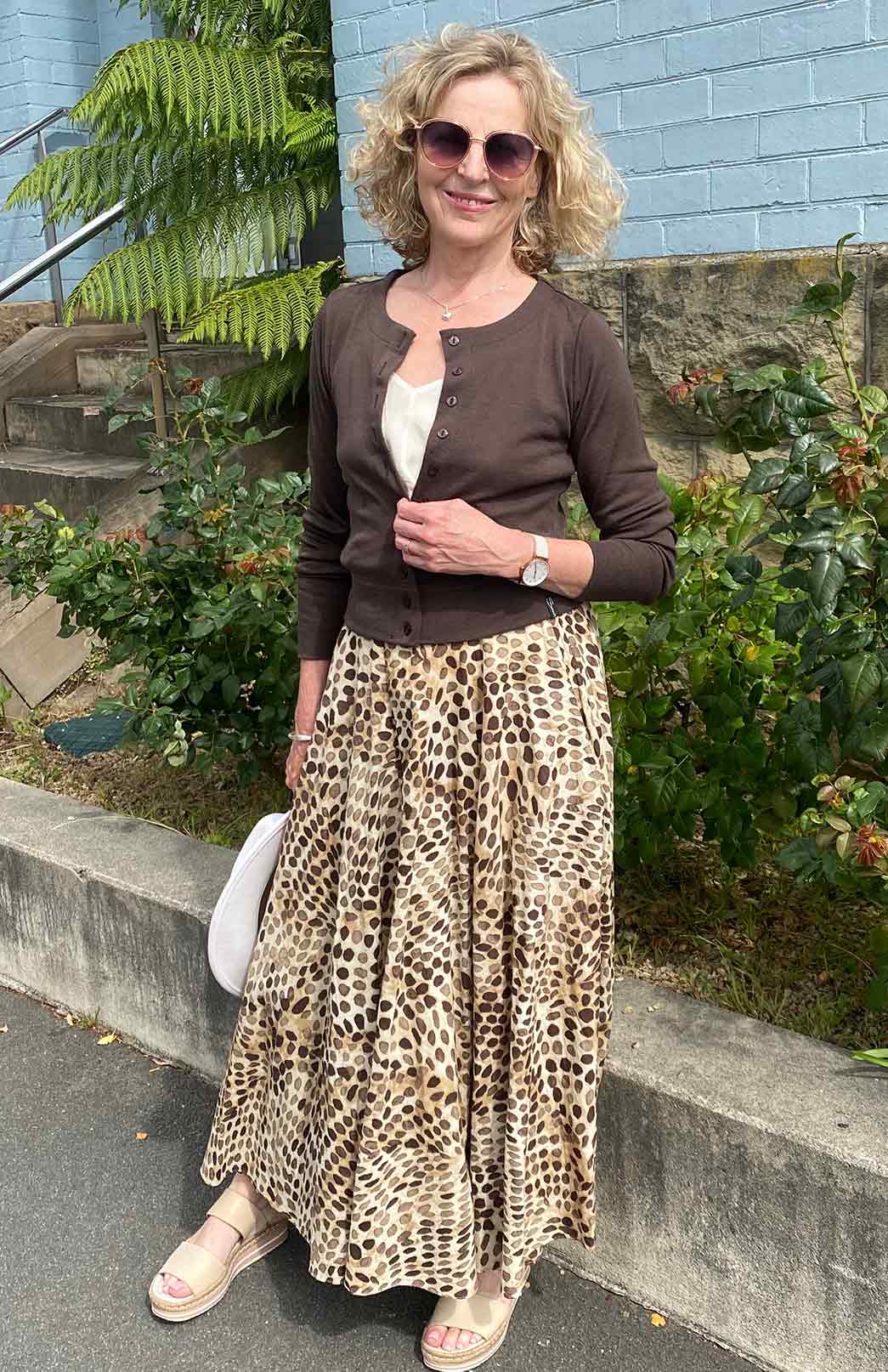 Chocolate Women's Merino Wool Long Sleeve Round Neck Waist Cardigan