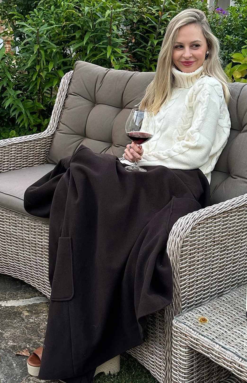 Ivory Women's Merino Wool Cable Knit Jumper 