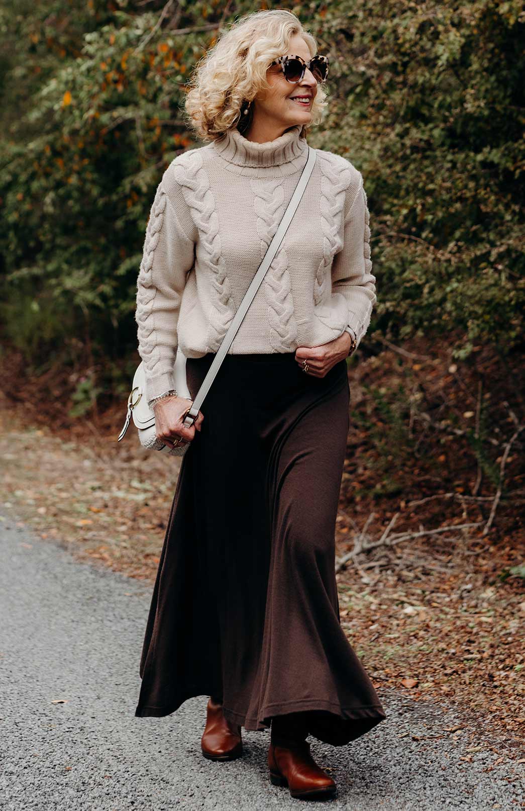 Oatmeal Women's Merino Wool Cable Knit Jumper 