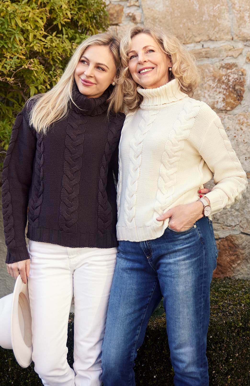 Chocolate Women&#39;s Merino Wool Cable Knit Jumper 
