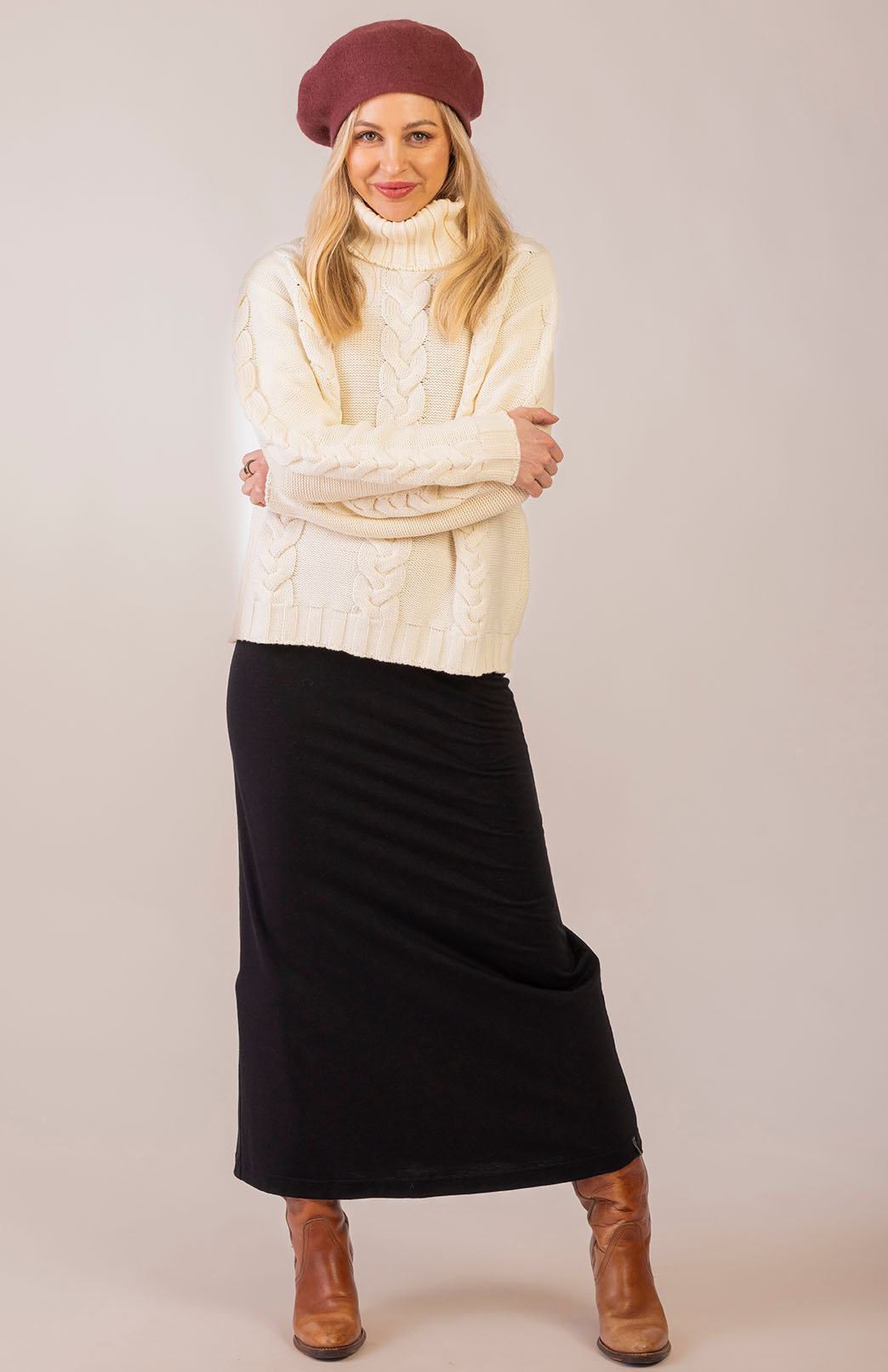 Ivory Women's Merino Wool Cable Knit Jumper 