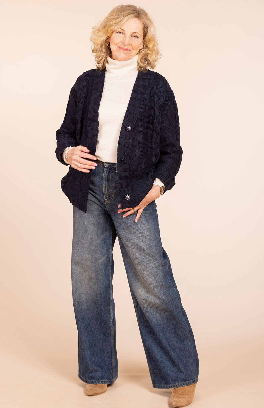 Navy Blue Women&#39;s Merino Wool Cable Knit Cardigan
