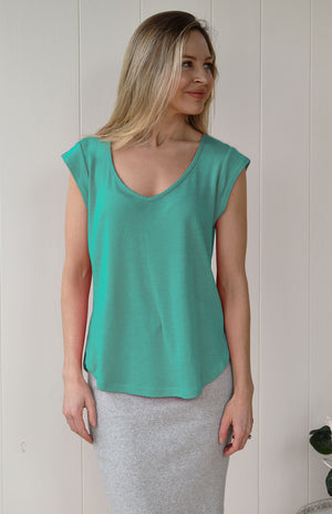 Verde Jade Green