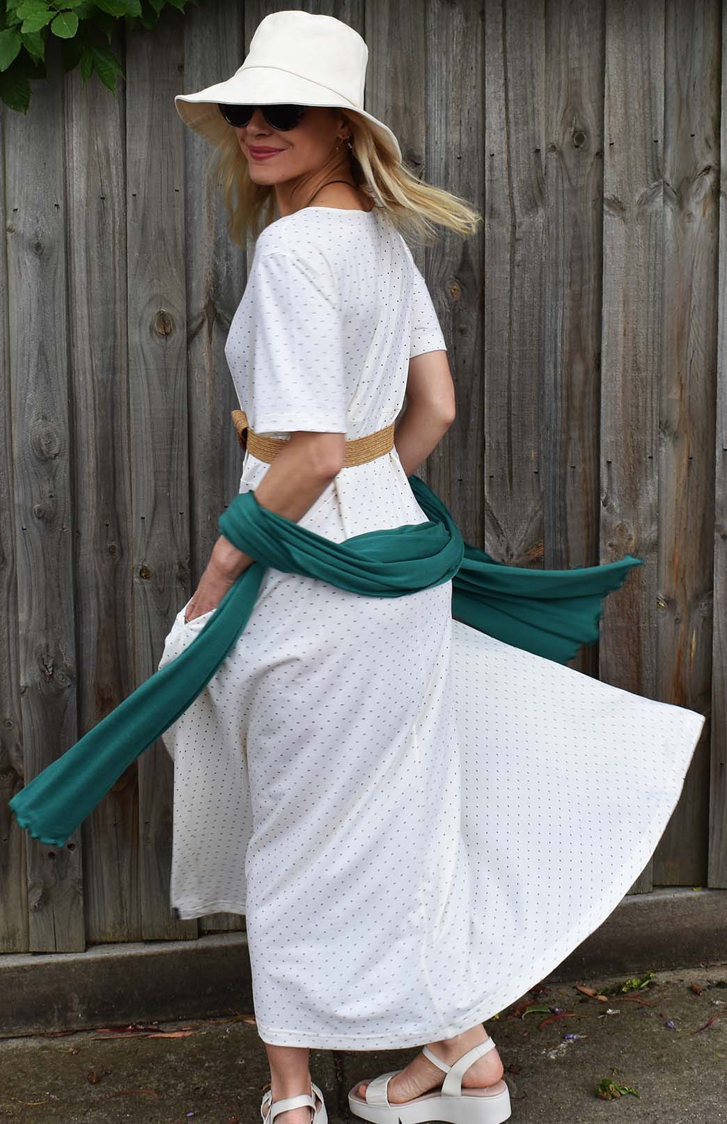 Vintage Ivory & Black Spot Women's Loose Fitting Merino Wool Short Sleeve Dress