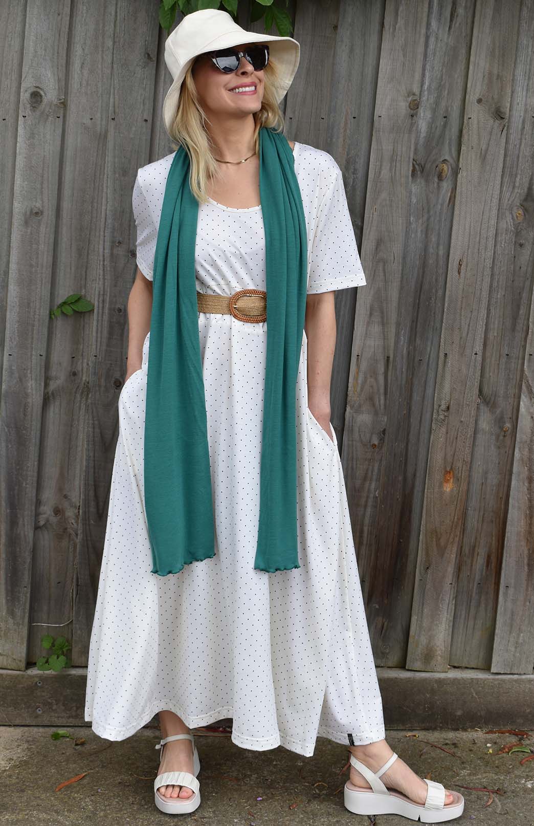 Vintage Ivory & Black Spot Women's Loose Fitting Merino Wool Short Sleeve Dress