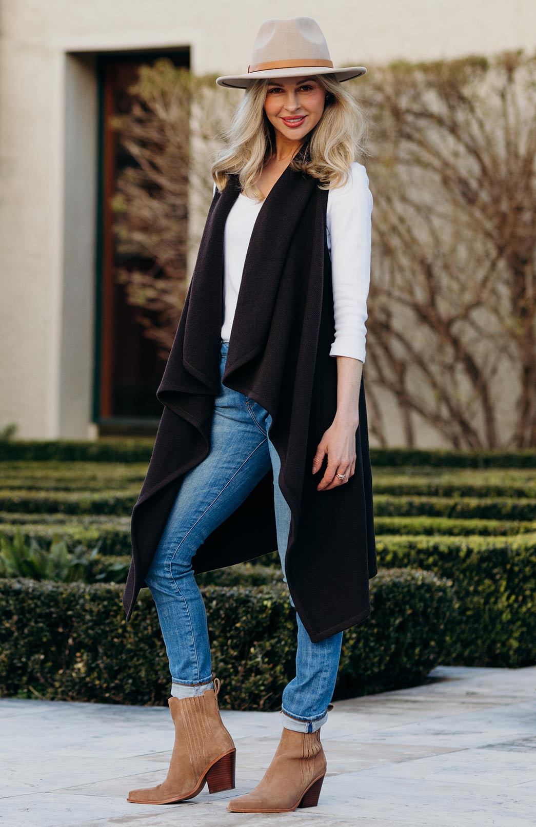 Chocolate Women's Merino Wool Classic Knitted  Sleeveless Wrap