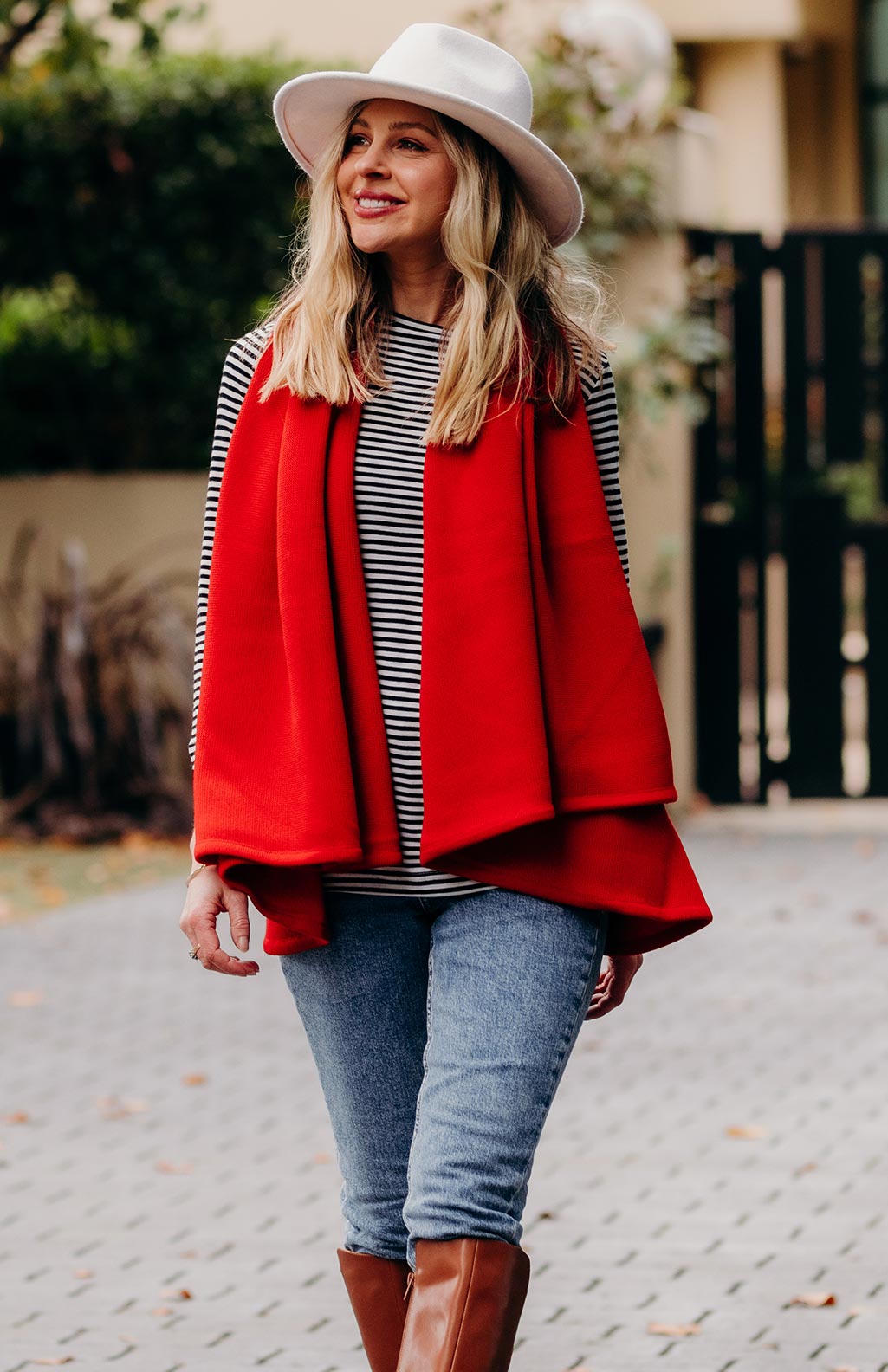 Red Women's Merino Wool Classic Knitted  Sleeveless Wrap