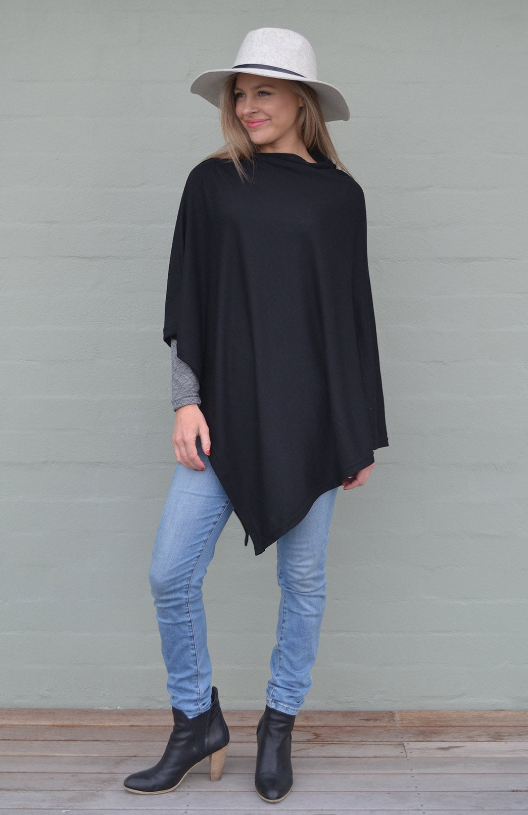 Black Women's Merino Wool Plain Poncho