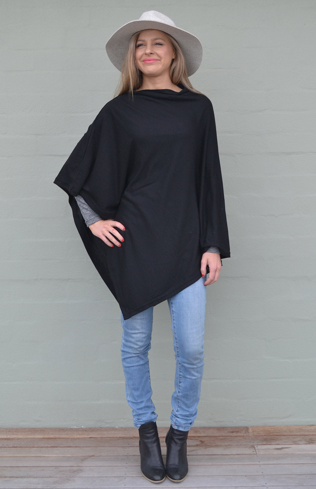 Black Women's Merino Wool Plain Poncho