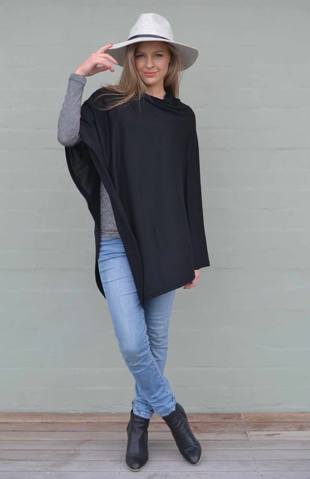 Black Women's Merino Wool Plain Poncho