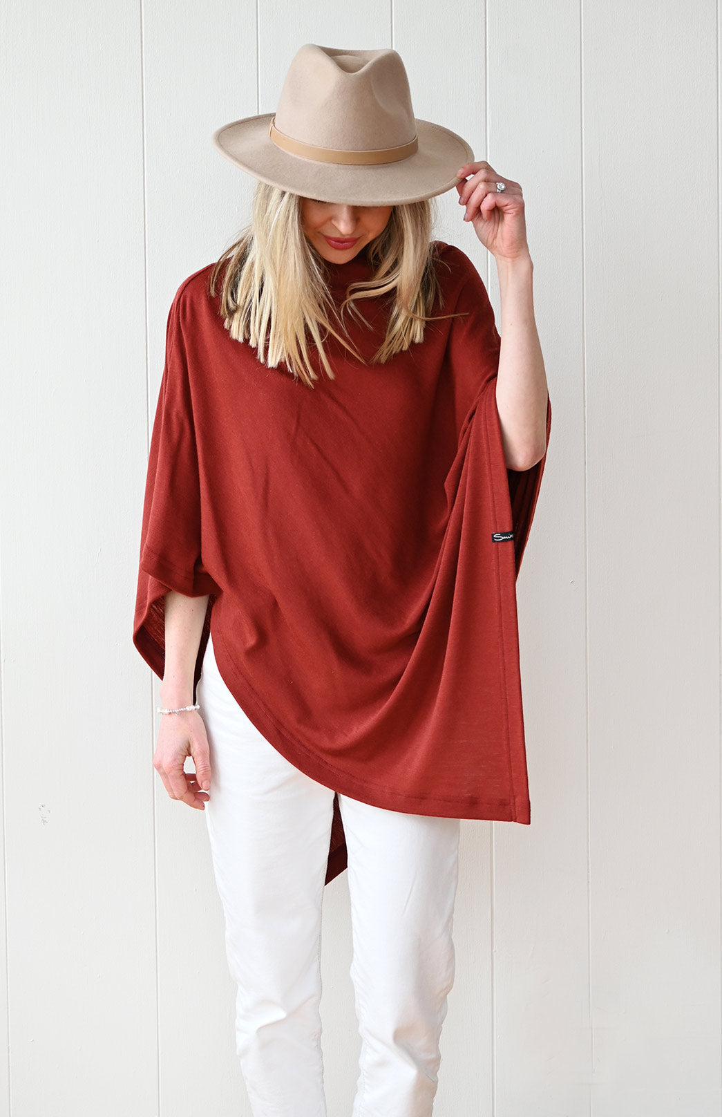 Shiraz Red Women&#39;s Merino Wool Plain Poncho
