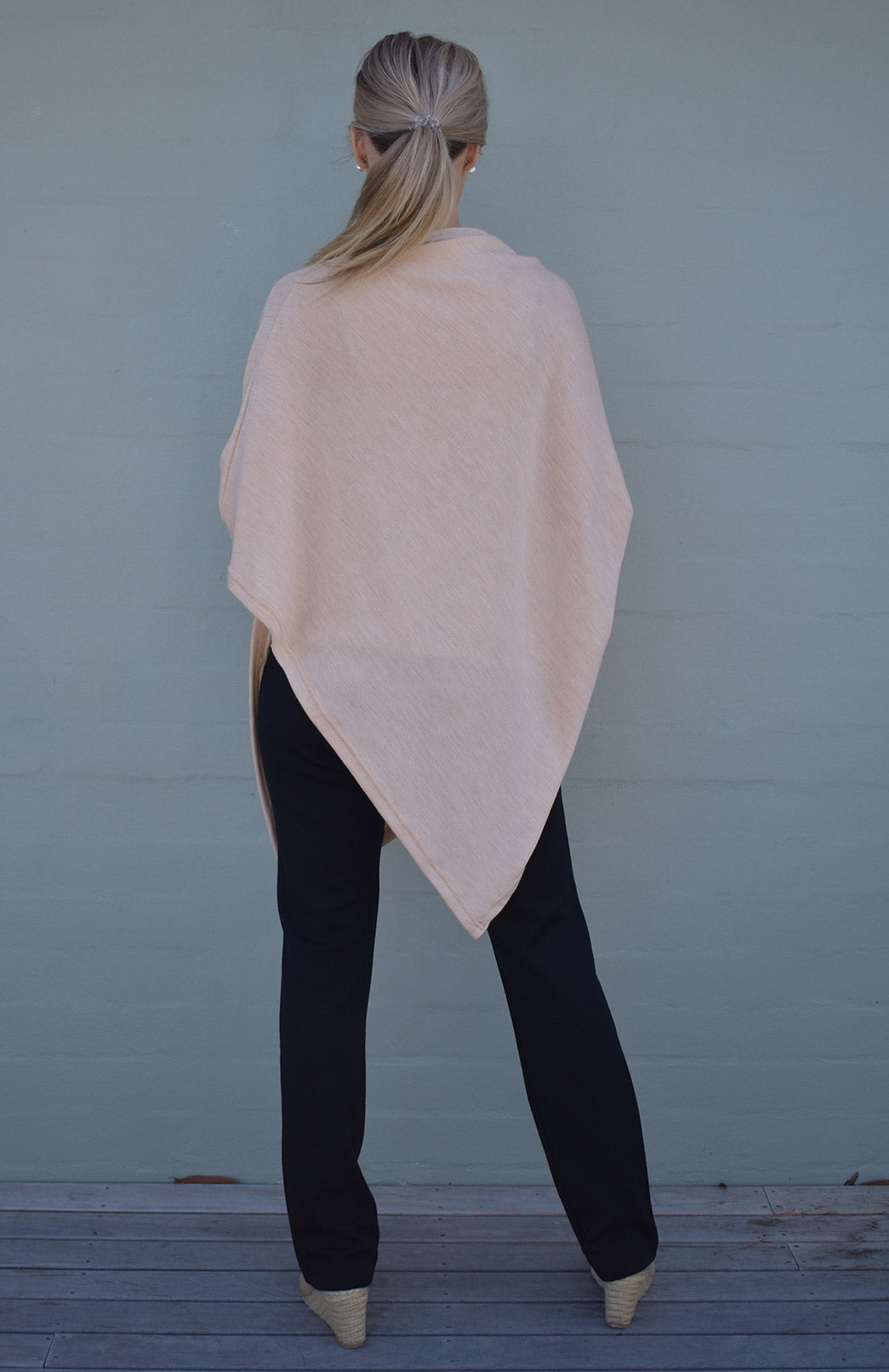 Camel Women's Merino Wool Plain Poncho