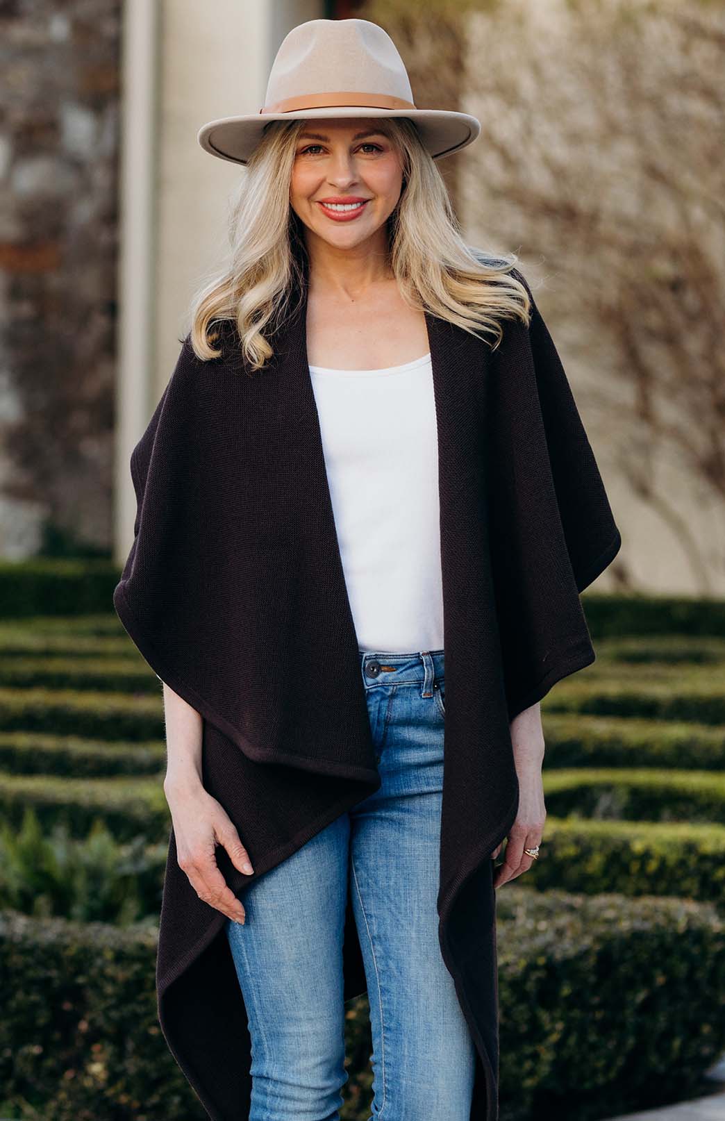 Chocolate Women's Merino Wool Classic Knitted  Sleeveless Wrap