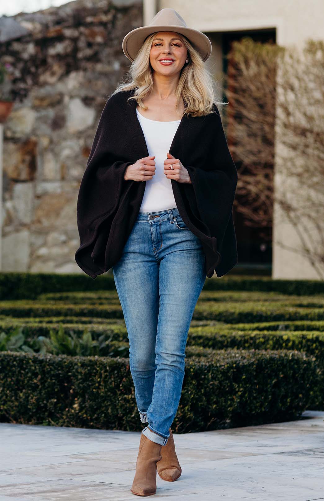 Chocolate Women's Merino Wool Classic Knitted  Sleeveless Wrap