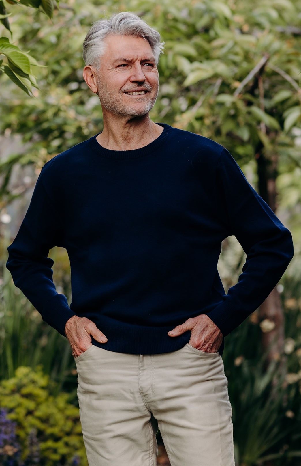 Navy Men's Merino Wool Knitted Round Neck Jumper