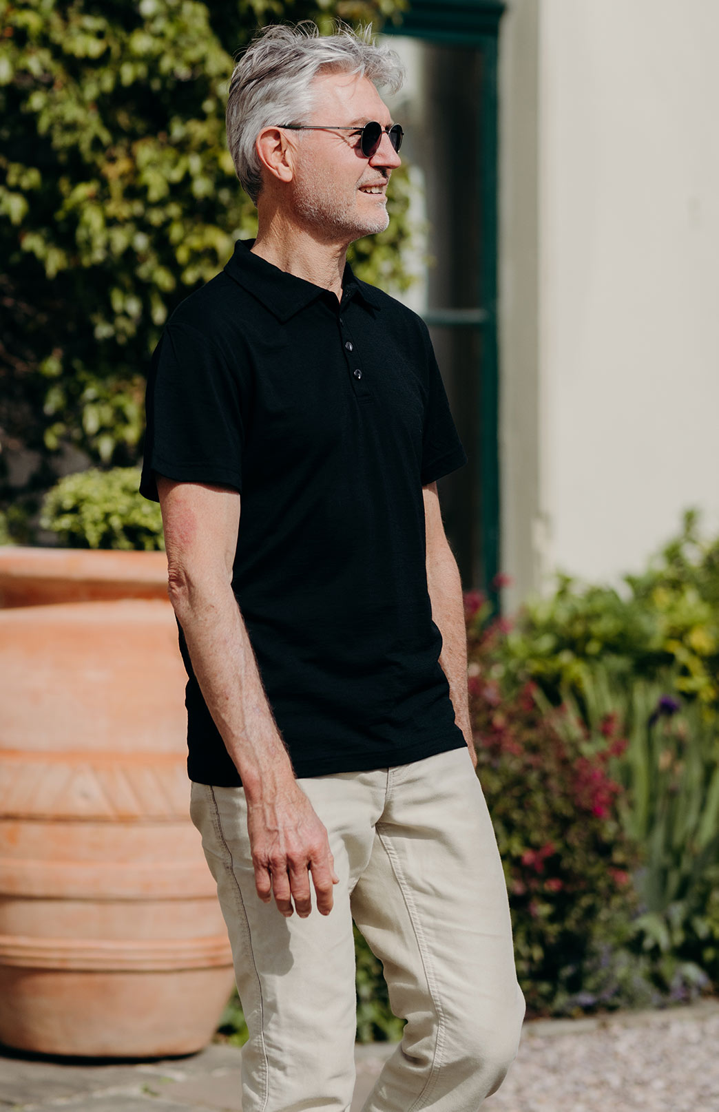 Black Men's Lightweight Merino Wool Short Sleeve Golf Tee