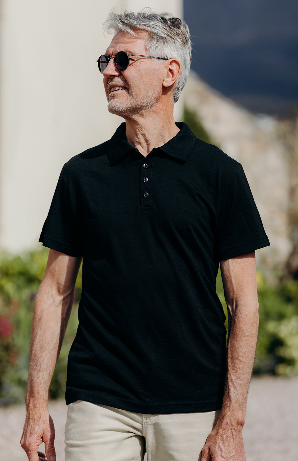 Black Men's Lightweight Merino Wool Short Sleeve Golf Tee