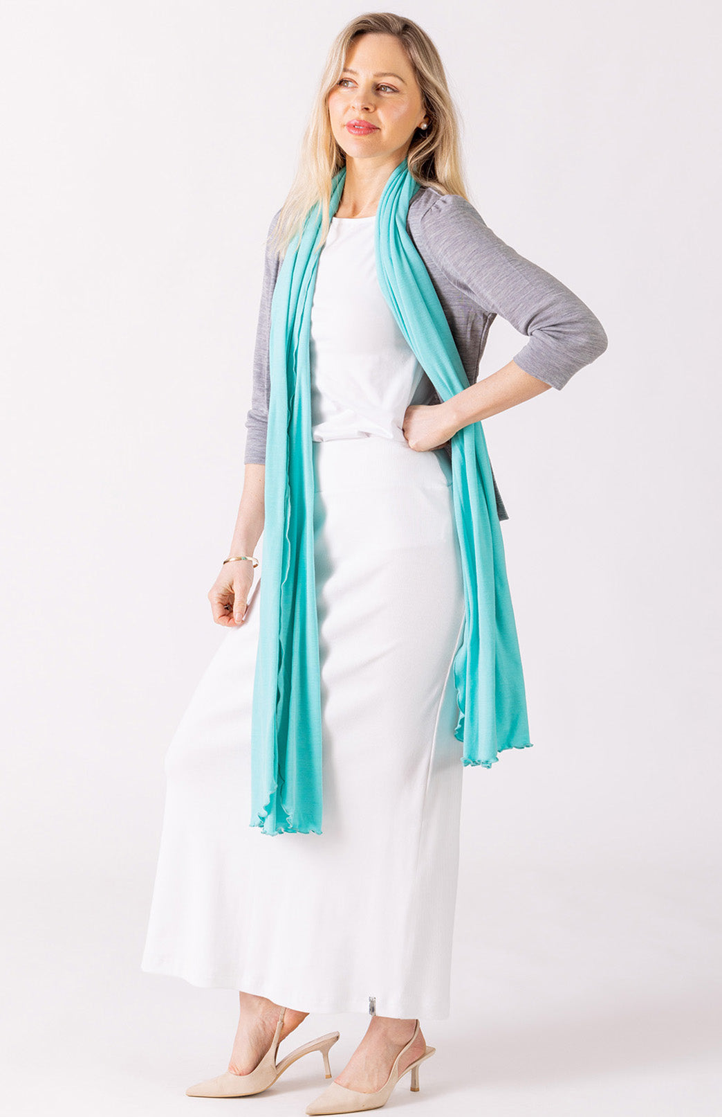 Light Grey Marl Women's Merino Wool Crop Cardigan with 3/4 Sleeves