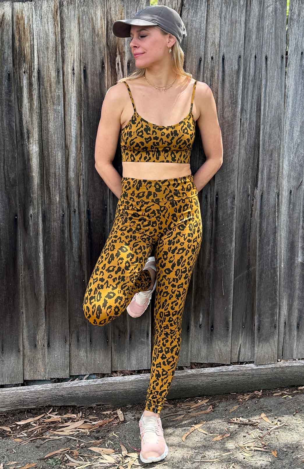 Whiskey Leopard Women's 210g Merino Wool High Waisted Leggings &amp;amp; Yoga Pants 
