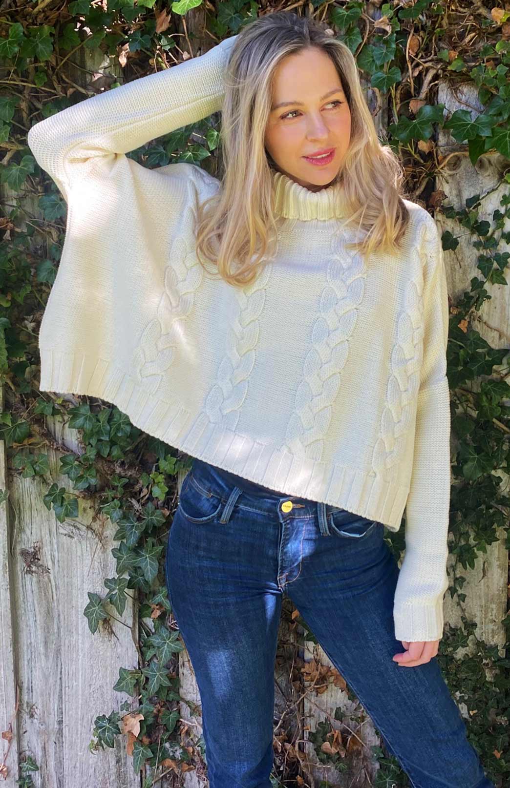 Ivory Women's Merino Wool Cropped Wide Cable Jumper