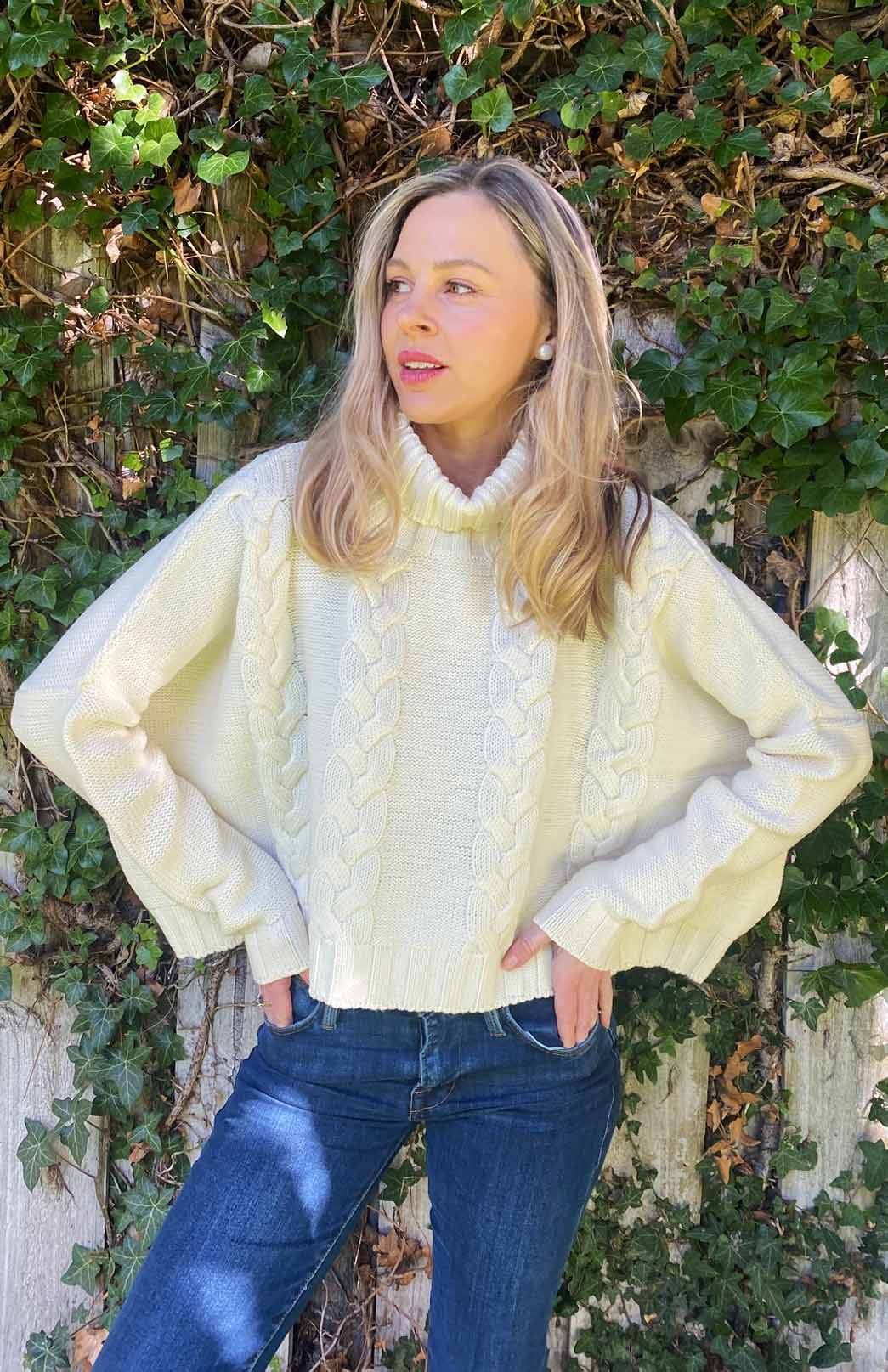 Ivory Women's Merino Wool Cropped Wide Cable Jumper