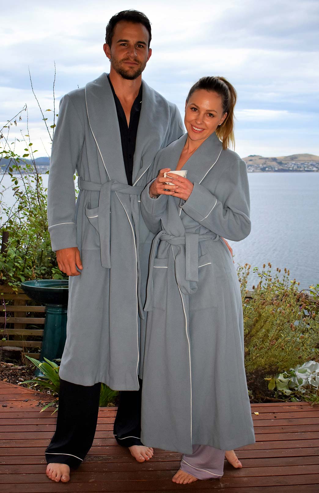 Dark Blue Unisex Superfine Merino Wool and Cashmere Blend Traditional Dressing Gown
