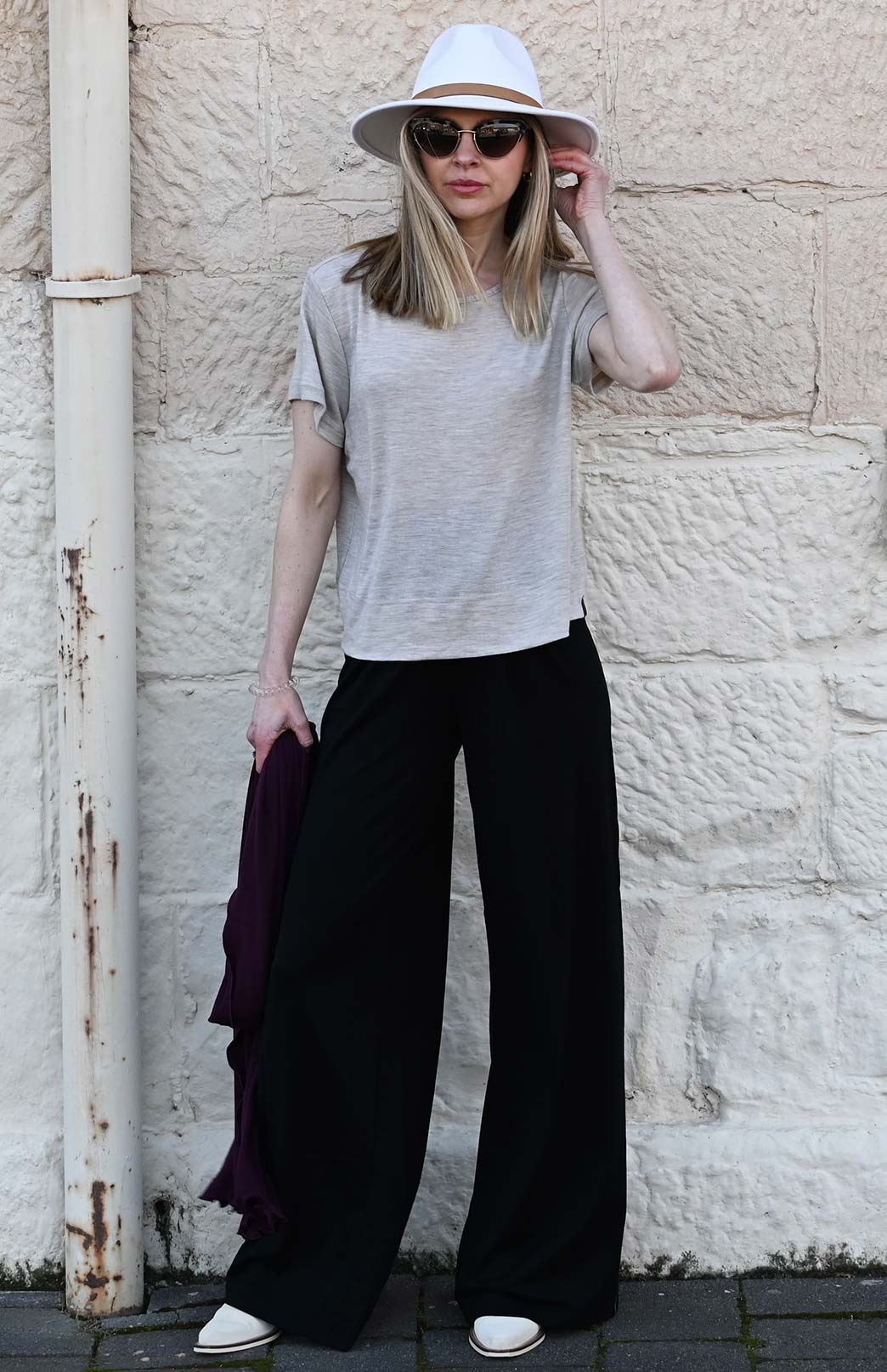 Black Women&#39;s Merino Wool Palazzo Pants

