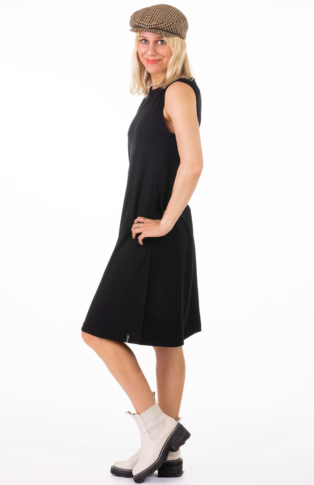 Black Women's Merino Wool Sleeveless Swing Dress
