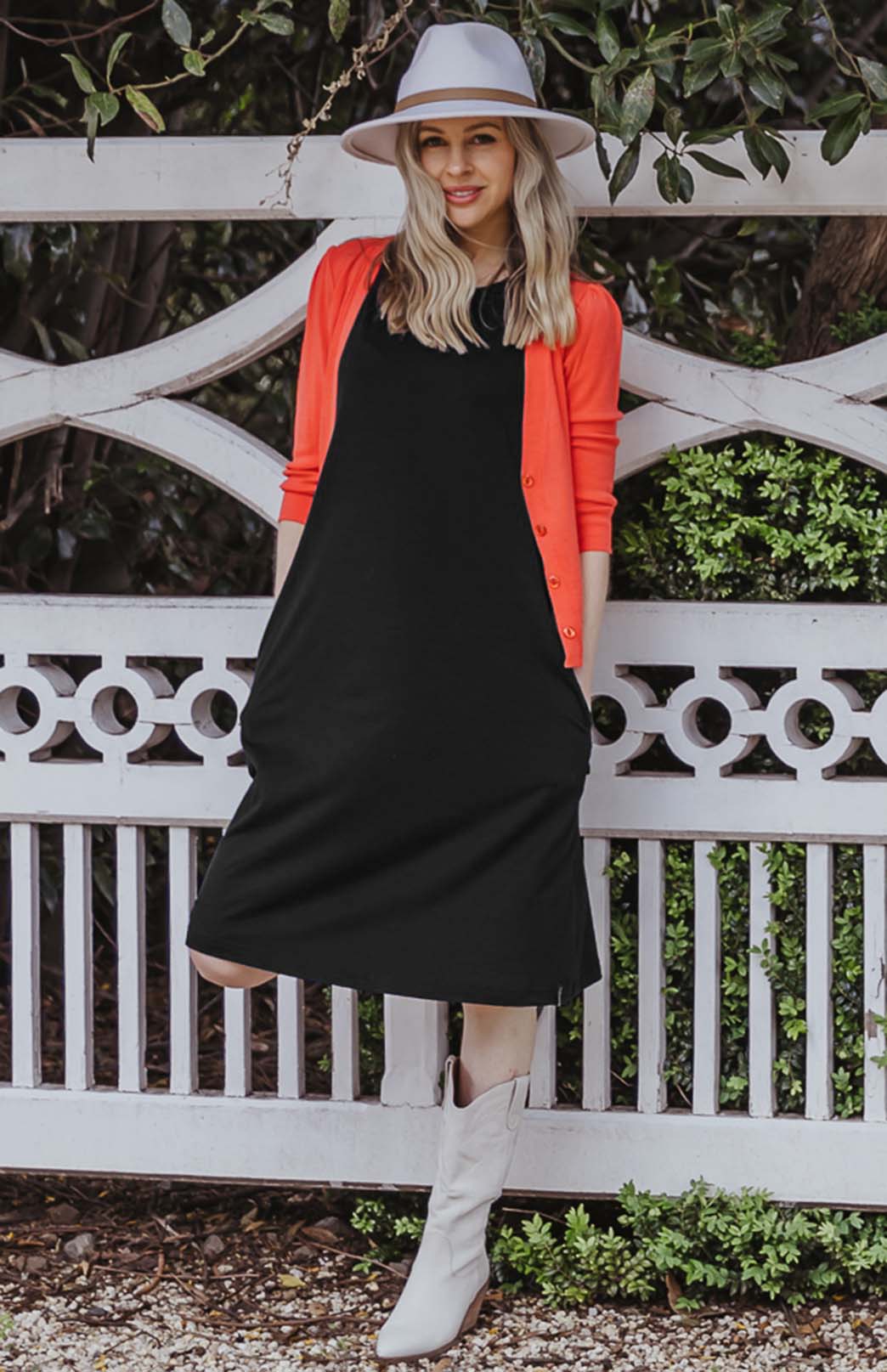 Black Women's Merino Wool Sleeveless Swing Dress