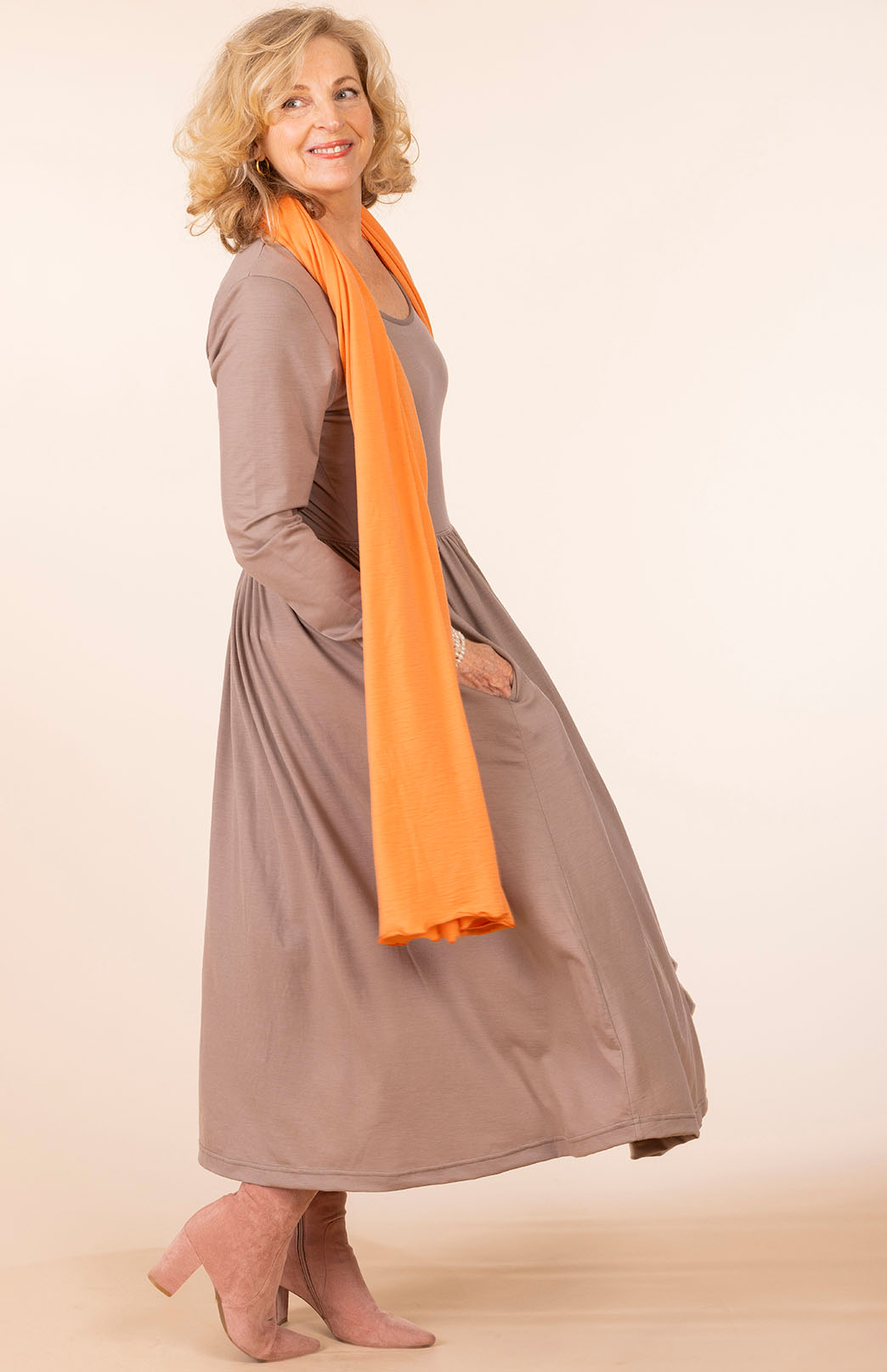 Soft Mocha Women's scoop neck merino wool long sleeved gathered waist dress with pockets