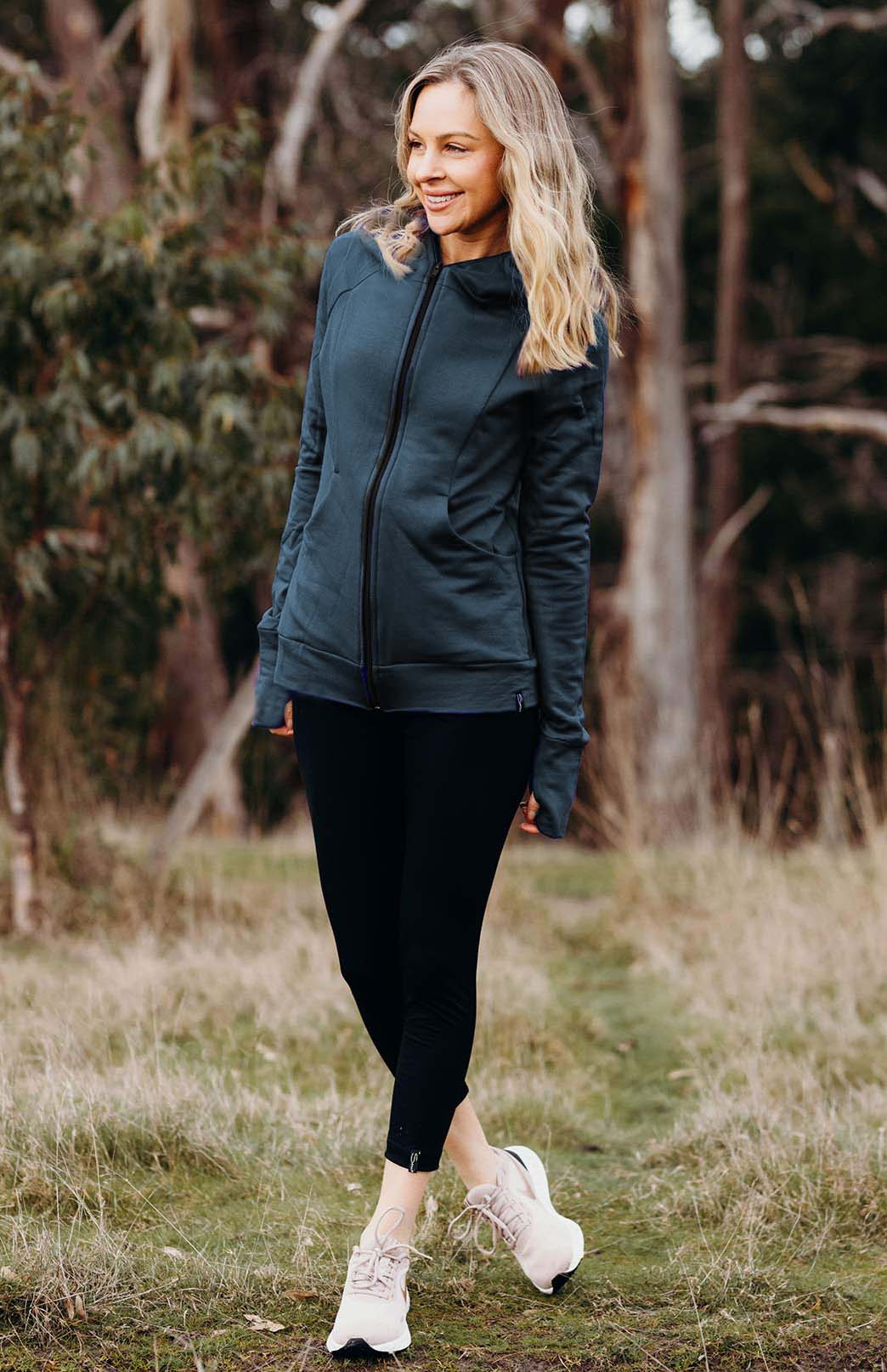 Black Women&#39;s Merino Fleece Wool 7/8th Crop Leggings
