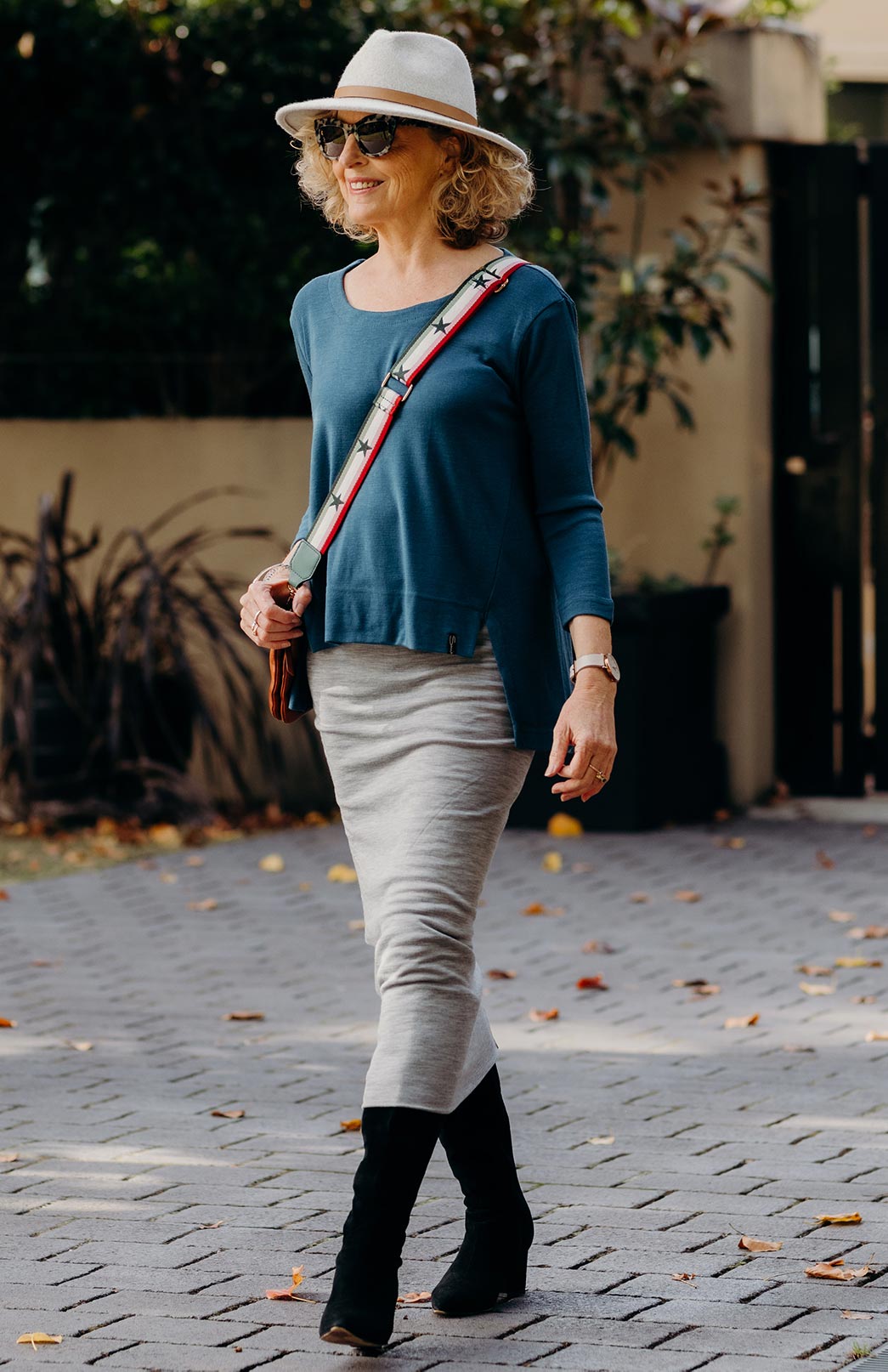 Storm Teal Women&#39;s Merino Wool High-Low Top with 3/4 Sleeves
